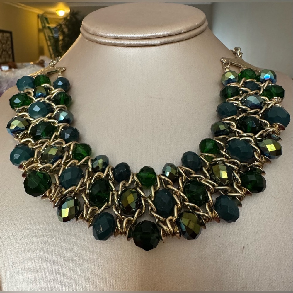 NWT Emerald Taxicab crystal necklace